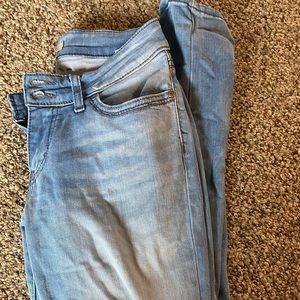 curvy levi jeans